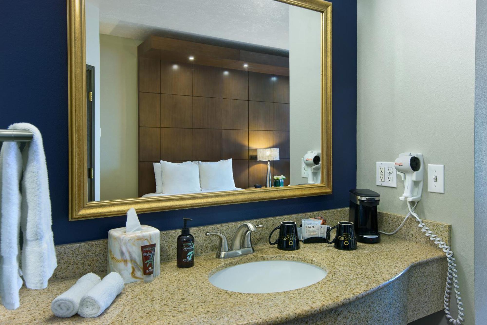 Oxford Downtown 3*